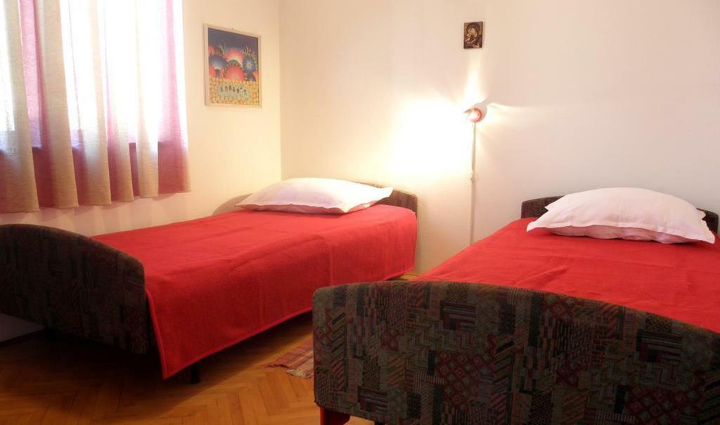 Apartmani Volga Petrcane Exterior photo